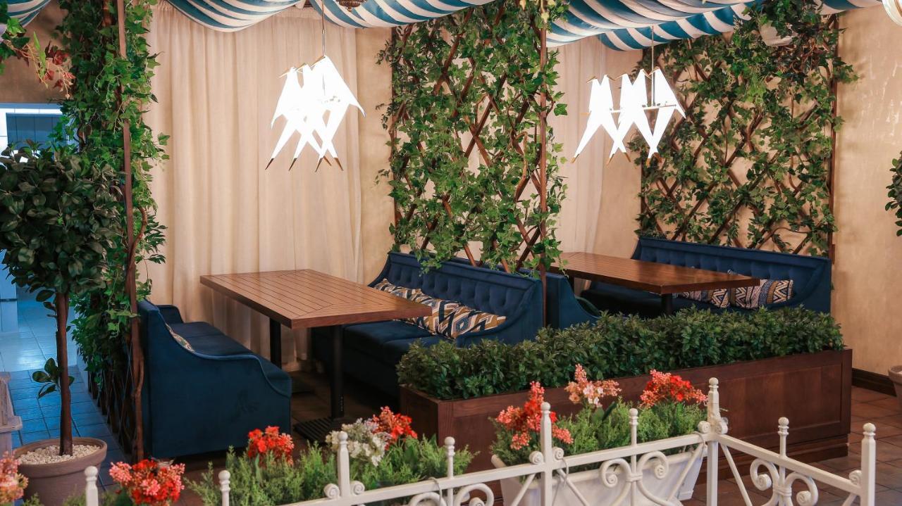7 Boutique Hotel Ustʼ-Kamenogorsk Dış mekan fotoğraf