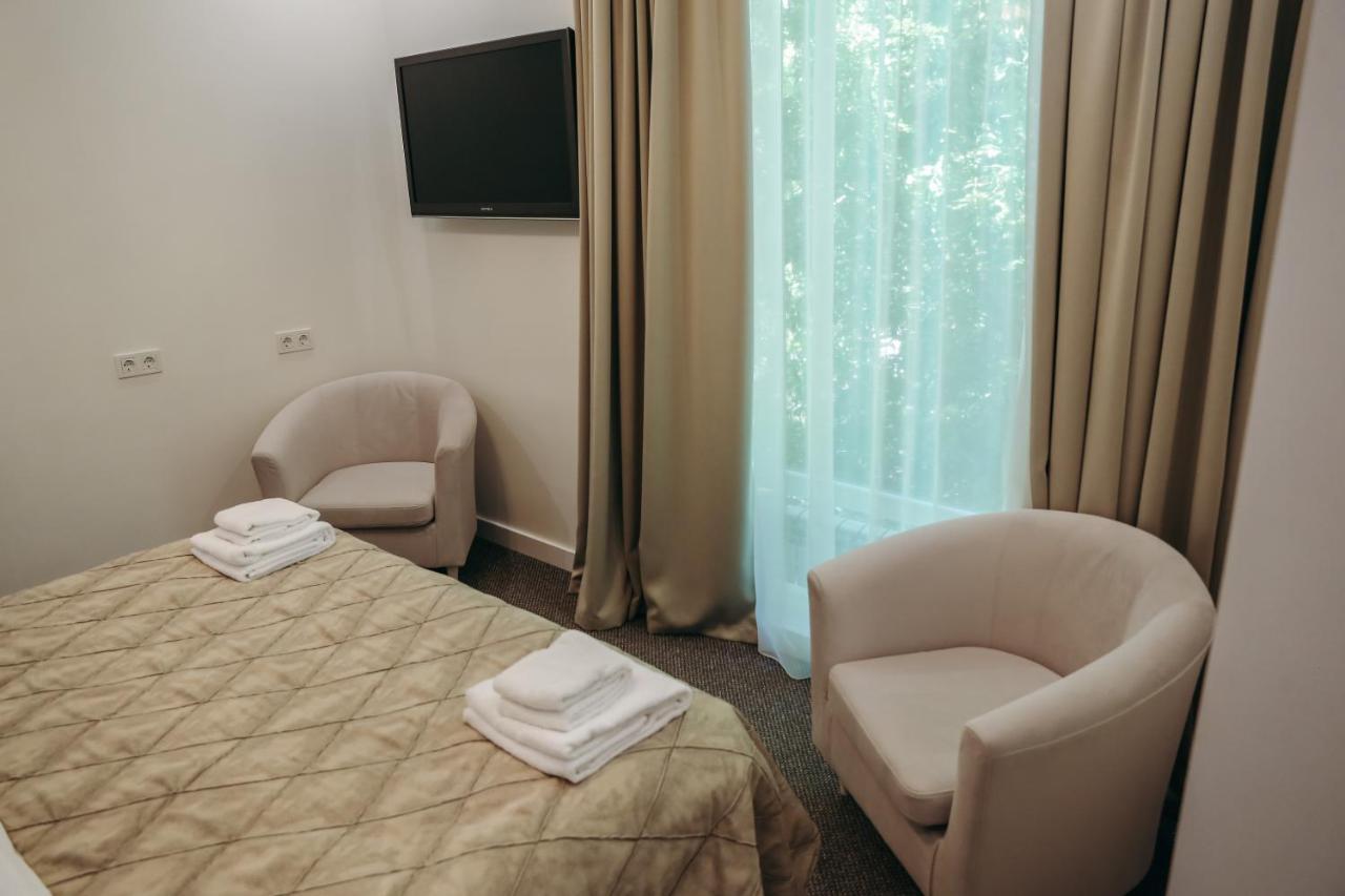 7 Boutique Hotel Ustʼ-Kamenogorsk Dış mekan fotoğraf