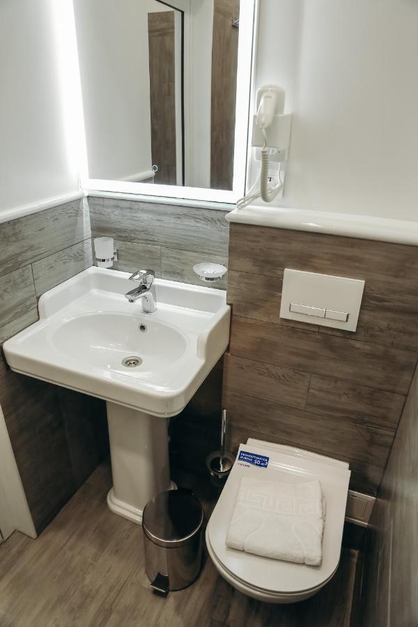 7 Boutique Hotel Ustʼ-Kamenogorsk Dış mekan fotoğraf